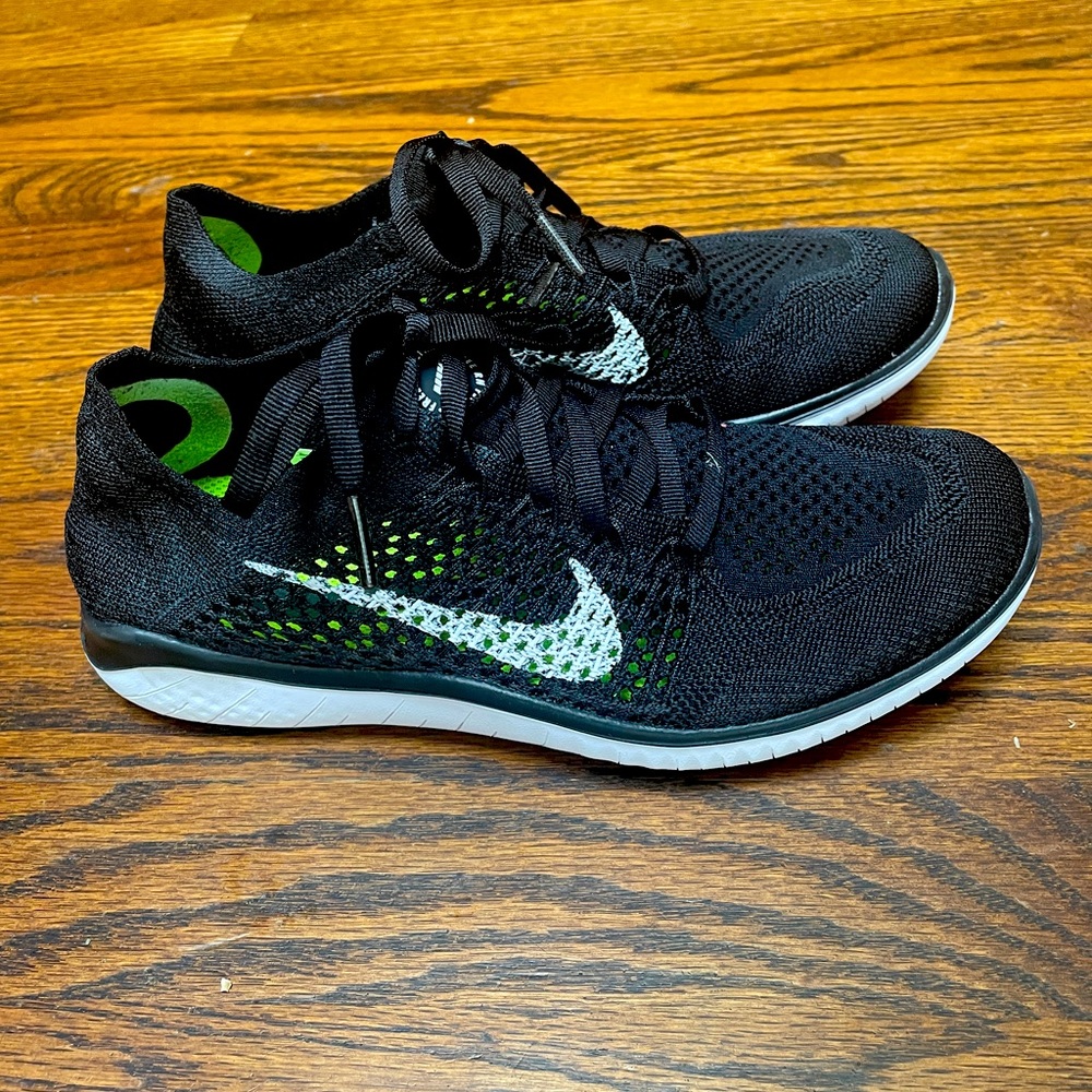 Nike Free Flyknit Sneakers